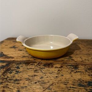 Le Creuset Yellow Round Stoneware Dish with Handles